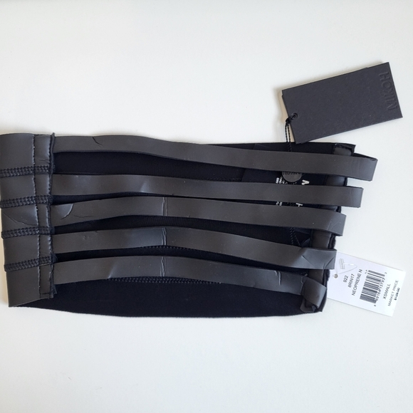 Mikoh Swimwear Surf Rincon Strappy-Back Black Bikini Top NWT Size XS - Picture 10 of 12